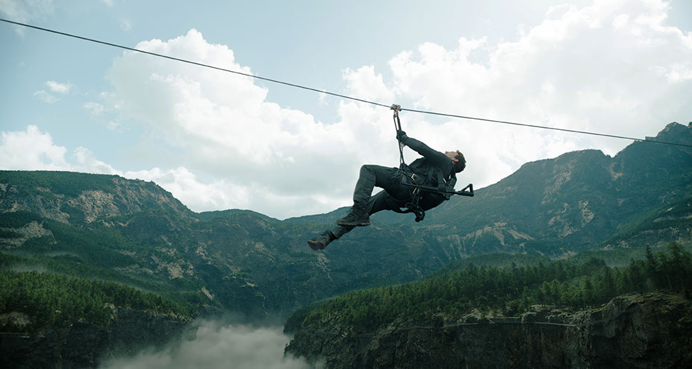 DNEG gorge levi zip comp2