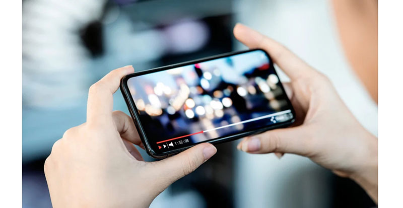 HDR Delivers the Future of Mobile Video – from Creator to Viewer HDR techicolor phone for video